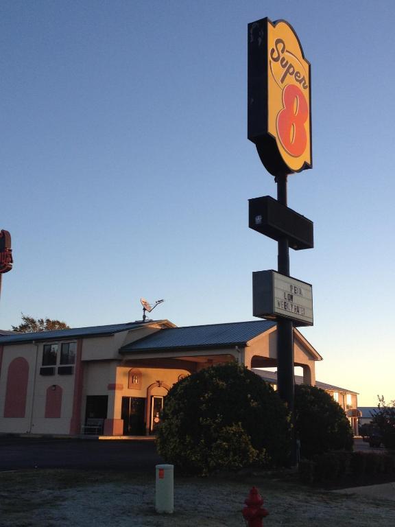Super 8 By Wyndham Sallisaw Exterior photo